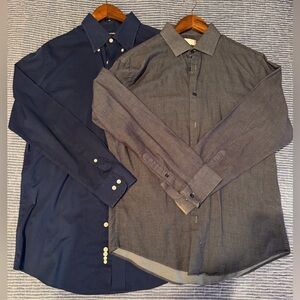 2 pack Men’s Dress Shirts.